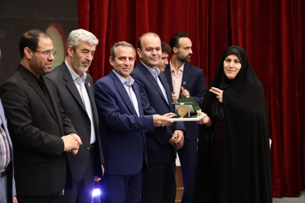 برگزیدگان دوازدهمین جشنواره پژوهش و فناوری دانشگاه فرهنگیان 15