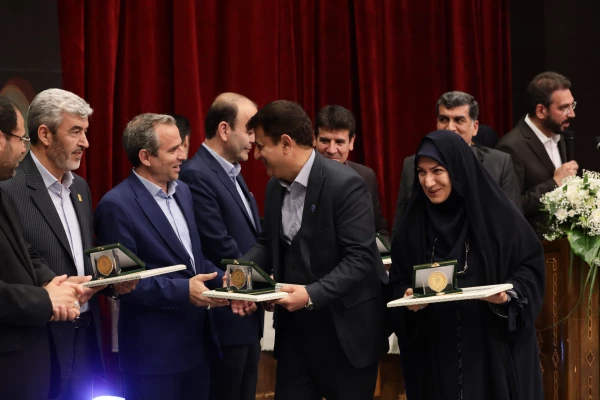 برگزیدگان دوازدهمین جشنواره پژوهش و فناوری دانشگاه فرهنگیان 26