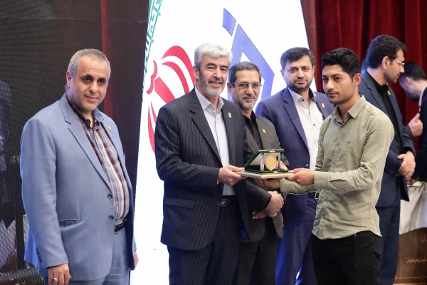 دانشجویان منتخب هشتمین جشنواره کشوری پویش دانشجویی 16