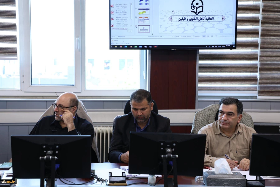 نشست هماهنگی برگزاری گروه ­های ارزیابی تکمیلی داوطلبان آزمون اختصاصی دانشگاه فرهنگیان برگزارشد

 8