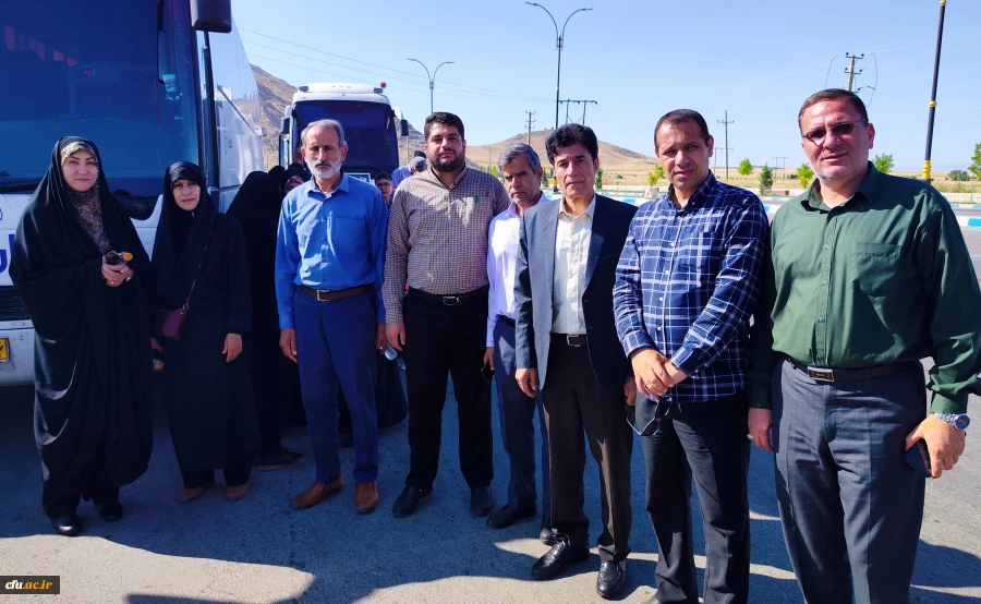 
حضور اساتید بسیجی دانشگاه در گردهمایی بزرگ بسیج اساتید در یادمان شهدای شهر پاوه
 9