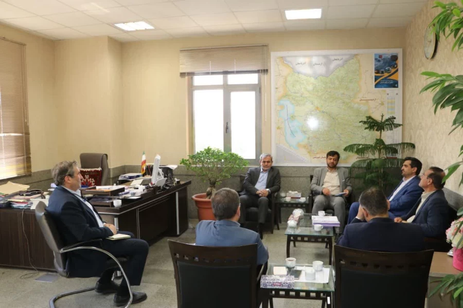 جلسه رفع کمبود فضاهای آموزشی دانشگاه فرهنگیان در استانداری آذربایجان شرقی 4