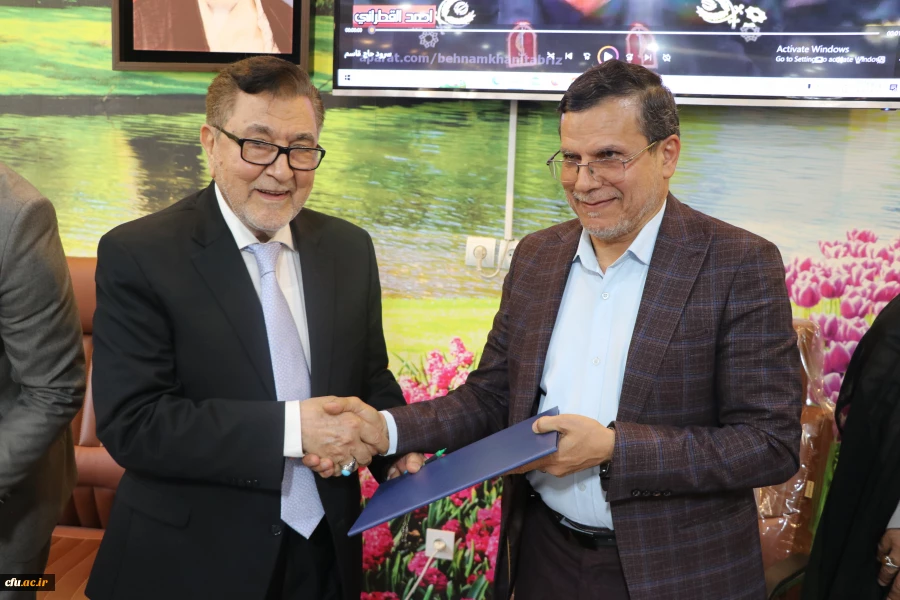 نشست مشترک بین مسئولین دانشگاه فرهنگیان استان اصفهان و جمعی از مسئولین دانشگاه های عراق 2