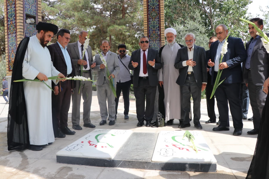 نشست مشترک بین مسئولین دانشگاه فرهنگیان استان اصفهان و جمعی از مسئولین دانشگاه های عراق 3