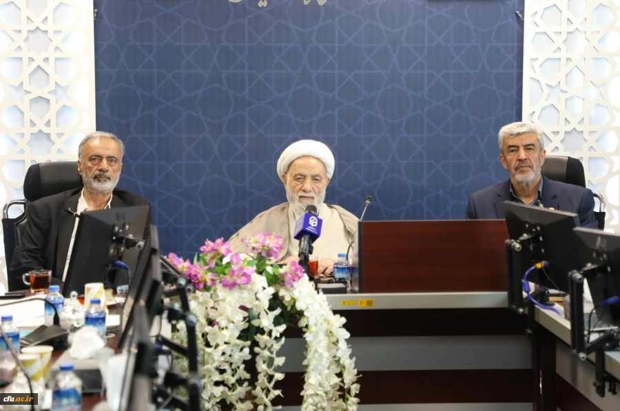 جلسه مشترک ستاد اقامه نماز و هیات رییسه دانشگاه فرهنگیان با حضور حجت الاسلام و المسلمین قرائتی 2