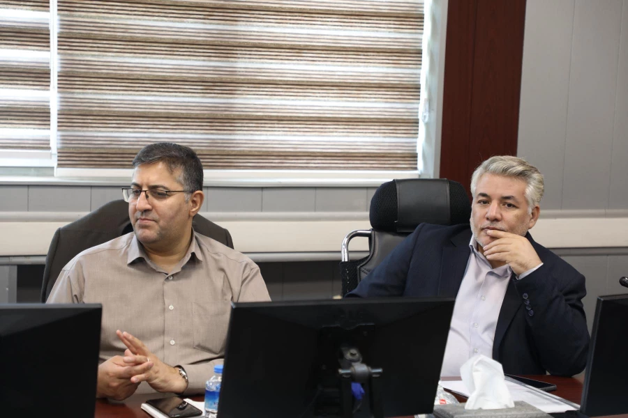 جلسه مشترک ستاد اقامه نماز و هیات رییسه دانشگاه فرهنگیان با حضور حجت الاسلام و المسلمین قرائتی 8