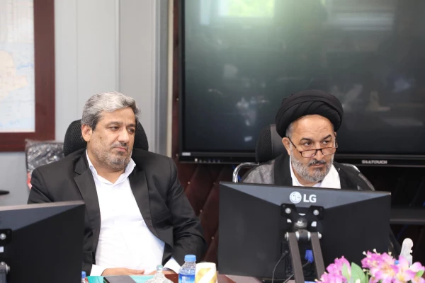 جلسه مشترک ستاد اقامه نماز و هیات رییسه دانشگاه فرهنگیان با حضور حجت الاسلام و المسلمین قرائتی 11