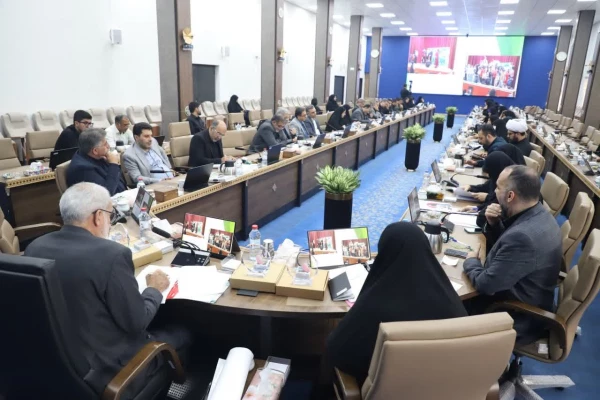 در اختتامیه دومین کنگره ملی بانوان تاثیرگذار صورت گرفت؛

تجلیل از هشت بانوی برتر تاثیرگذار مازندرانی / ریاست پردیس فاطمه الزهرا (س) ساری تجلیل شد
 6