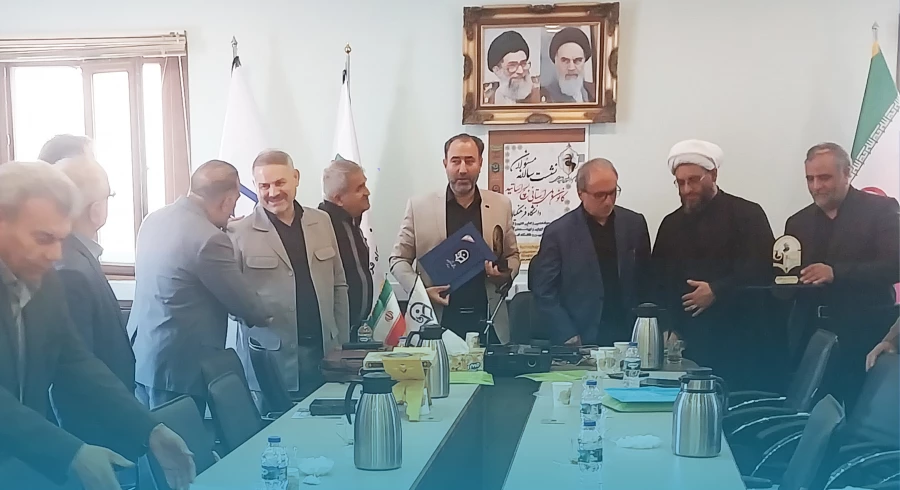 انتخاب کانون بسیج اساتید دانشگاه فرهنگیان کرمانشاه به عنوان برگزیده کشوری نهضت استادی و اولین جشنواره شهید مطهری 3