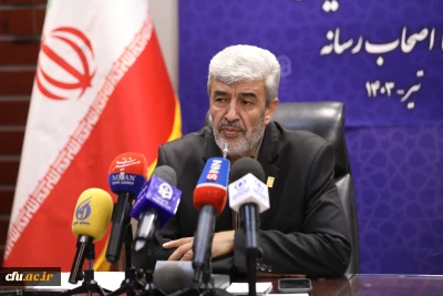 رئیس دانشگاه فرهنگیان در نشست خبری عنوان کرد:

اختصاص 10 درصد ظرفیت پذیرش دانشگاه فرهنگیان به استعدادهای برتر ملی دانش آموزی 