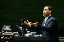 وزیر التربیة والتعلیم فی القاعة العامة للمجلس: 2