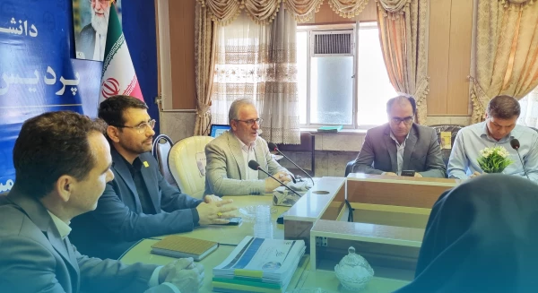 حضور حمیدرضا ابراهیمی معاون فرهنگی و تربیتی سازمان مرکزی در دانشگاه فرهنگیان کرمانشاه
 5