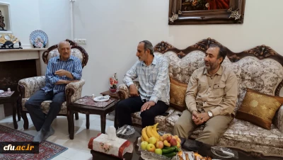 دیدار مسئولان و دانشجویان دانشگاه با خانواده شهید دانشجومعلم سعید صالحی جوزانی