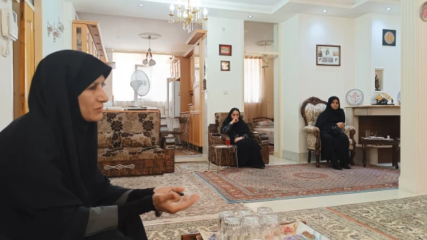 دیدار مسئولان و دانشجویان دانشگاه با خانواده شهید دانشجومعلم سعید صالحی جوزانی 9