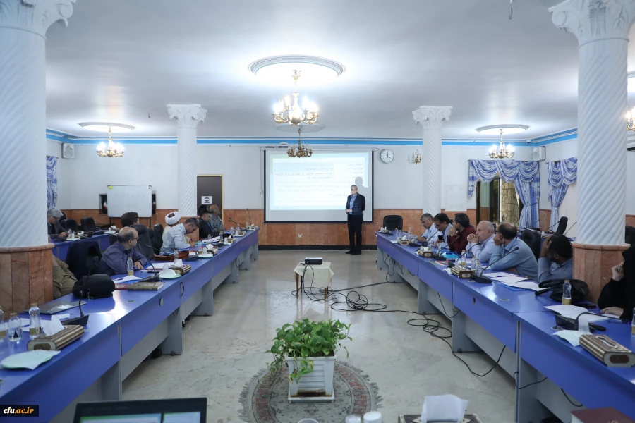 دوره توانمندسازی استادان مرجع کارورزی (1 و 3) 6