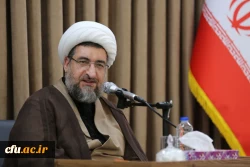 دیدار صمیمی جمعی از دانشگاهیان  و تشکل های دانشجویی دانشگاه های استان با نماینده ولی فقیه در آذربایجان شرقی 2