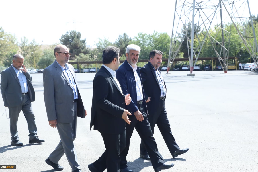 بازدید دکتر رجبعلی برزویی، رئیس دانشگاه فرهنگیان از مدیریت استان تهران و پردیس شهید چمران و نشست صمیمی  با اعضای هیات علمی و کارکنان پردیس شهید چمران استان تهران 6