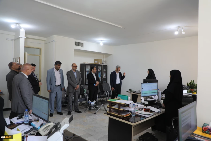 بازدید دکتر رجبعلی برزویی، رئیس دانشگاه فرهنگیان از مدیریت استان تهران و پردیس شهید چمران و نشست صمیمی  با اعضای هیات علمی و کارکنان پردیس شهید چمران استان تهران 11