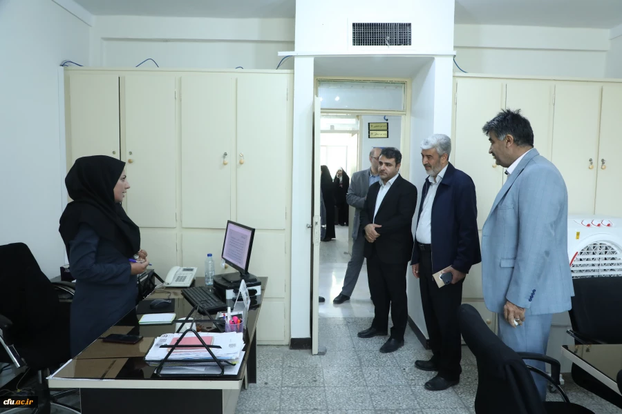 بازدید دکتر رجبعلی برزویی، رئیس دانشگاه فرهنگیان از مدیریت استان تهران و پردیس شهید چمران و نشست صمیمی  با اعضای هیات علمی و کارکنان پردیس شهید چمران استان تهران 16