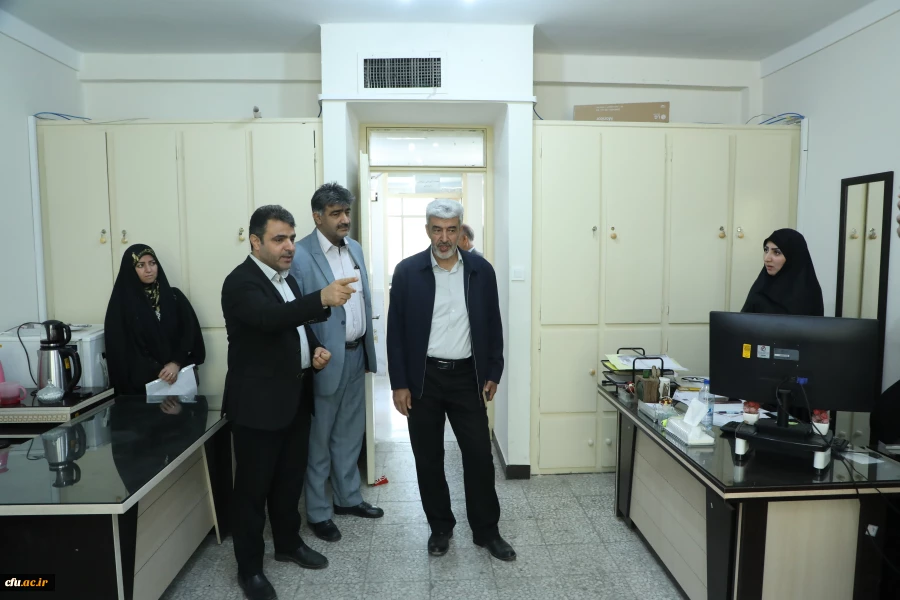 بازدید دکتر رجبعلی برزویی، رئیس دانشگاه فرهنگیان از مدیریت استان تهران و پردیس شهید چمران و نشست صمیمی  با اعضای هیات علمی و کارکنان پردیس شهید چمران استان تهران 17