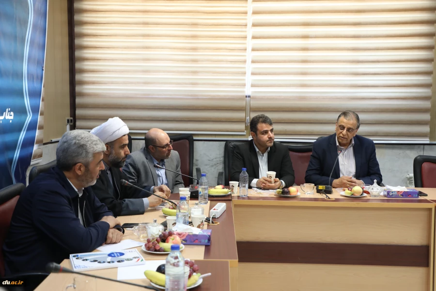 بازدید دکتر رجبعلی برزویی، رئیس دانشگاه فرهنگیان از مدیریت استان تهران و پردیس شهید چمران و نشست صمیمی  با اعضای هیات علمی و کارکنان پردیس شهید چمران استان تهران 30