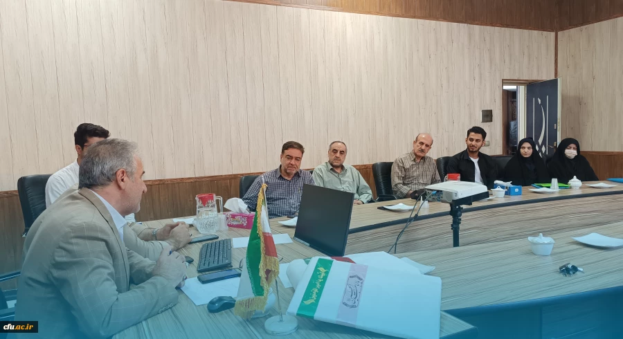 مراسم تجلیل از خانواده شهید علی ناصری از شهدای دانشجو معلم دانشگاه فرهنگیان کرمانشاه 4