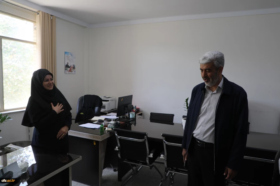 بازدید دکتر رجبعلی برزویی، رئیس دانشگاه فرهنگیان از مدیریت استان تهران و پردیس شهید چمران و نشست صمیمی  با اعضای هیات علمی و کارکنان پردیس شهید چمران استان تهران 40