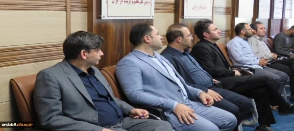 نشست تخصصی نماز با رویکرد شیوه های دعوت نوجوانان و جوانان به نماز