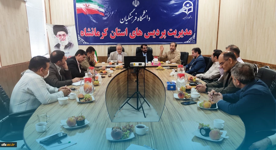 برگزاری مراسم جشن دانش آموختگی دانشجو معلمان ورودی 99
 40