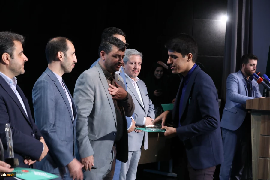 اختتامیه یازدهمین جشنواره تخصصی تدریس برتر در مرکز همایش های باغ موزه انقلاب اسلامی و دفاع مقدس 25