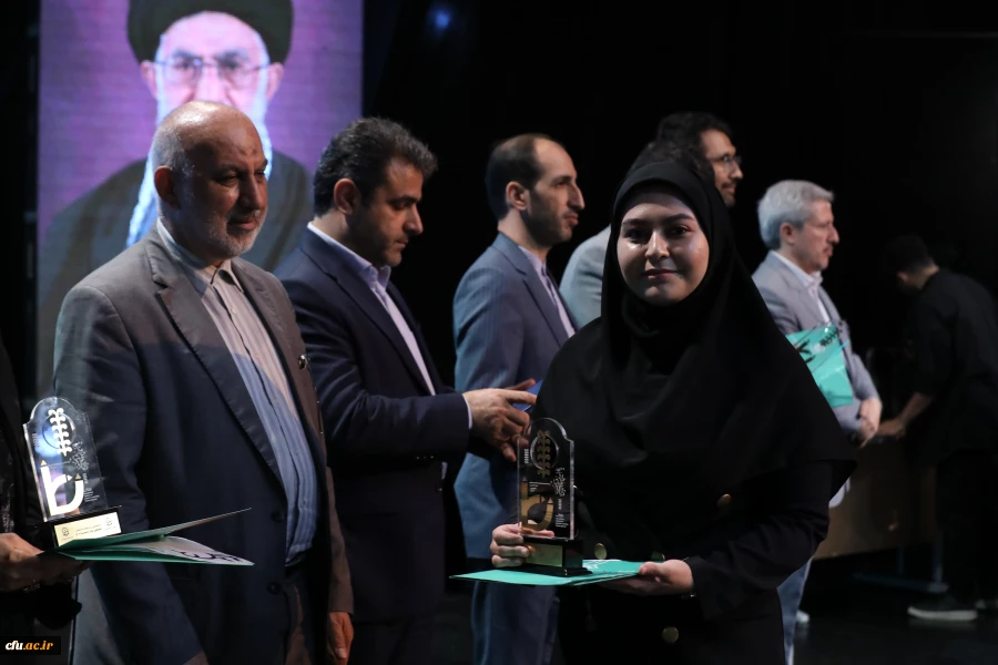 اختتامیه یازدهمین جشنواره تخصصی تدریس برتر در مرکز همایش های باغ موزه انقلاب اسلامی و دفاع مقدس 30