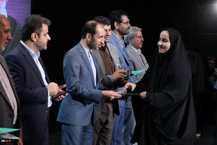 اختتامیه یازدهمین جشنواره تخصصی تدریس برتر در مرکز همایش های باغ موزه انقلاب اسلامی و دفاع مقدس 31