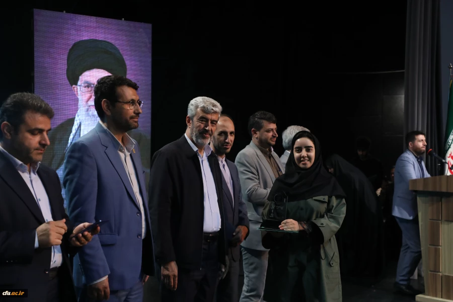 اختتامیه یازدهمین جشنواره تخصصی تدریس برتر در مرکز همایش های باغ موزه انقلاب اسلامی و دفاع مقدس 45