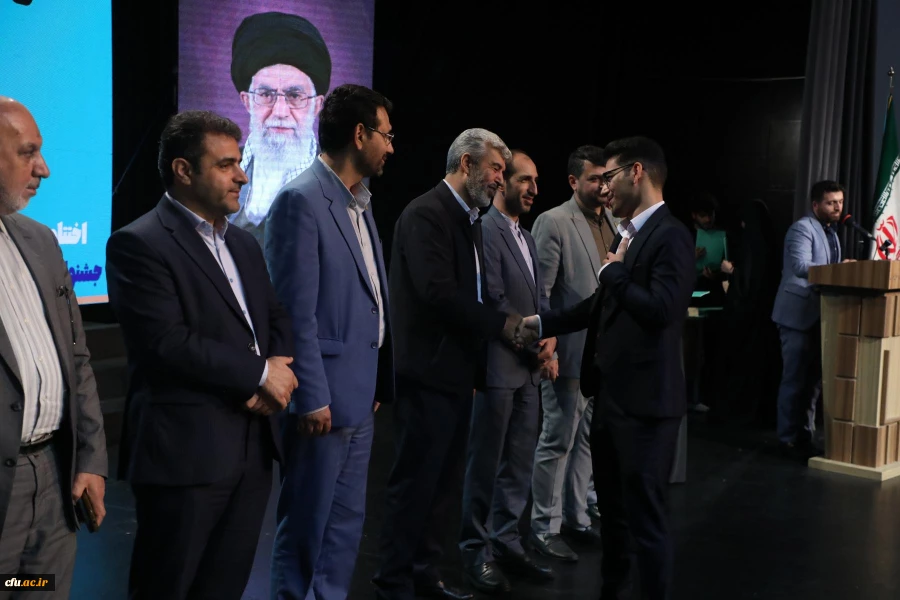 اختتامیه یازدهمین جشنواره تخصصی تدریس برتر در مرکز همایش های باغ موزه انقلاب اسلامی و دفاع مقدس 50