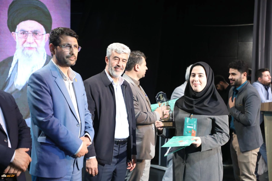 اختتامیه یازدهمین جشنواره تخصصی تدریس برتر در مرکز همایش های باغ موزه انقلاب اسلامی و دفاع مقدس 64