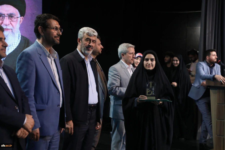 اختتامیه یازدهمین جشنواره تخصصی تدریس برتر در مرکز همایش های باغ موزه انقلاب اسلامی و دفاع مقدس 48