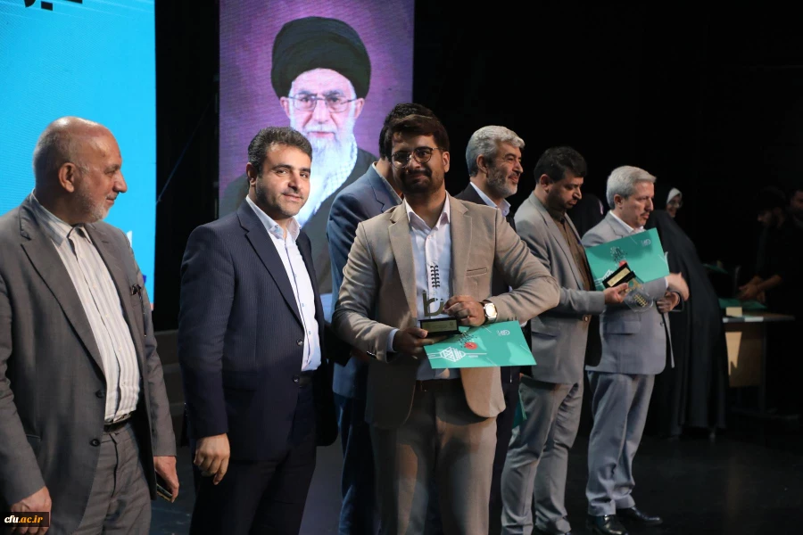 اختتامیه یازدهمین جشنواره تخصصی تدریس برتر در مرکز همایش های باغ موزه انقلاب اسلامی و دفاع مقدس 49