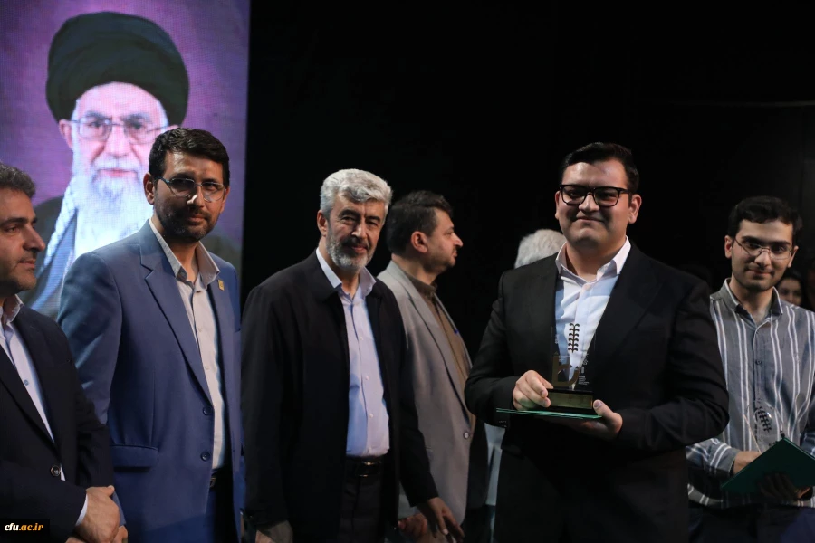 اختتامیه یازدهمین جشنواره تخصصی تدریس برتر در مرکز همایش های باغ موزه انقلاب اسلامی و دفاع مقدس 54