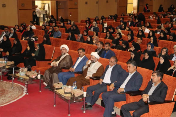 دانشجومعلمان دانشگاه فرهنگیان  فرماندهان فکری کلاس و سفیران  نظام آموزش وپرورش کشور هستند 9