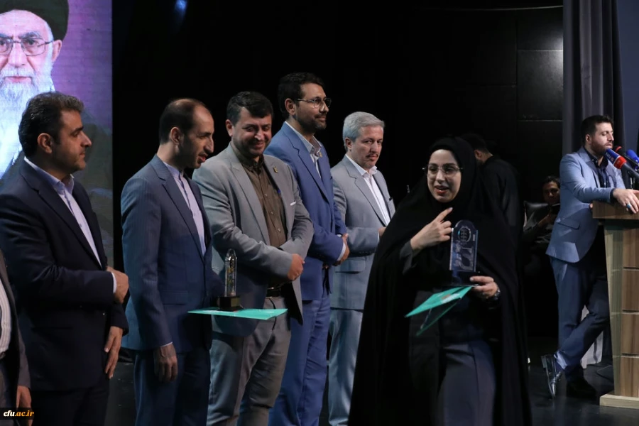 اختتامیه یازدهمین جشنواره تخصصی تدریس برتر در مرکز همایش های باغ موزه انقلاب اسلامی و دفاع مقدس 25