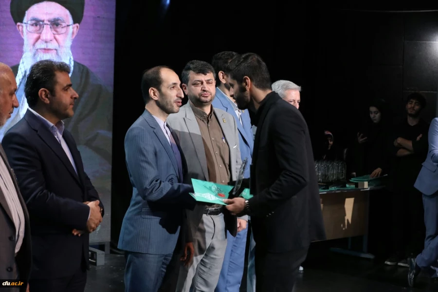 اختتامیه یازدهمین جشنواره تخصصی تدریس برتر در مرکز همایش های باغ موزه انقلاب اسلامی و دفاع مقدس 27