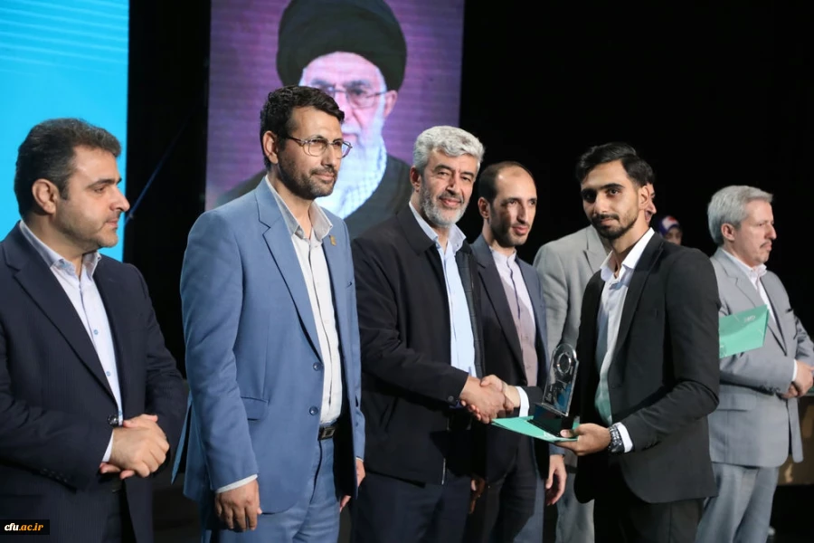 اختتامیه یازدهمین جشنواره تخصصی تدریس برتر در مرکز همایش های باغ موزه انقلاب اسلامی و دفاع مقدس 37