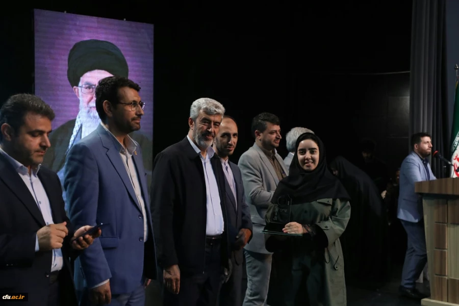 اختتامیه یازدهمین جشنواره تخصصی تدریس برتر در مرکز همایش های باغ موزه انقلاب اسلامی و دفاع مقدس 43