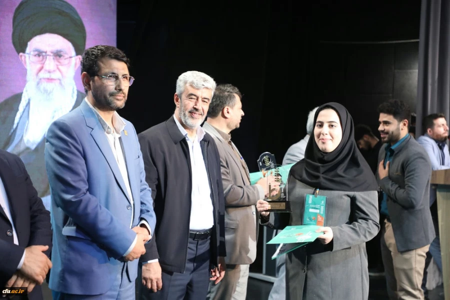 اختتامیه یازدهمین جشنواره تخصصی تدریس برتر در مرکز همایش های باغ موزه انقلاب اسلامی و دفاع مقدس 61