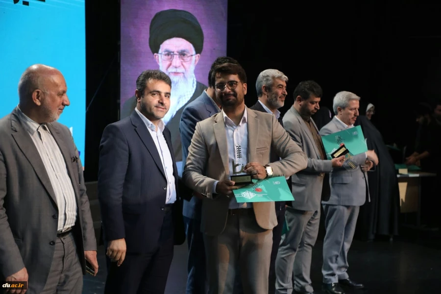 اختتامیه یازدهمین جشنواره تخصصی تدریس برتر در مرکز همایش های باغ موزه انقلاب اسلامی و دفاع مقدس 65