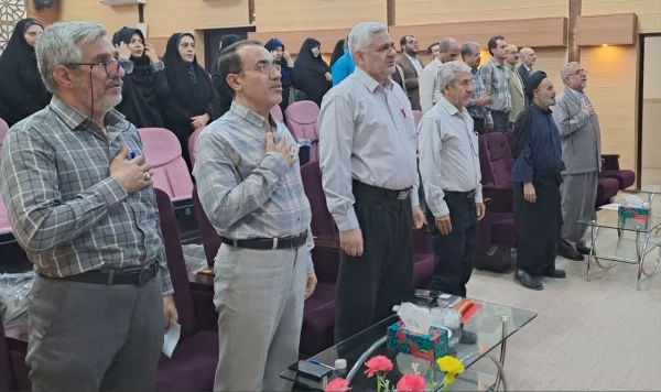 همایش موقعیت ژئوپلیتیک ایران و نقش ان در دفاع مقدس 8