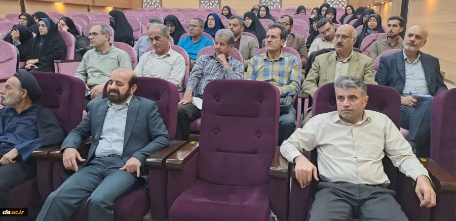 همایش موقعیت ژئوپلیتیک ایران و نقش ان در دفاع مقدس 9