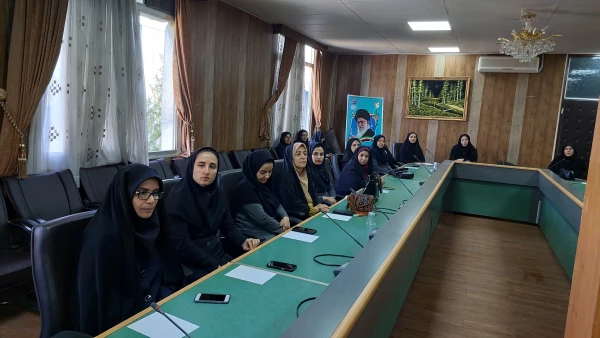 نشست هم اندیشی اساتید و کارکنان دانشگاه فرهنگیان استان کردستان
 7