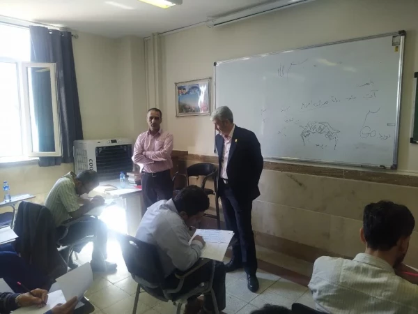 بازدید رییس دانشگاه فرهنگیان از روند برگزاری آزمون اصلح  5