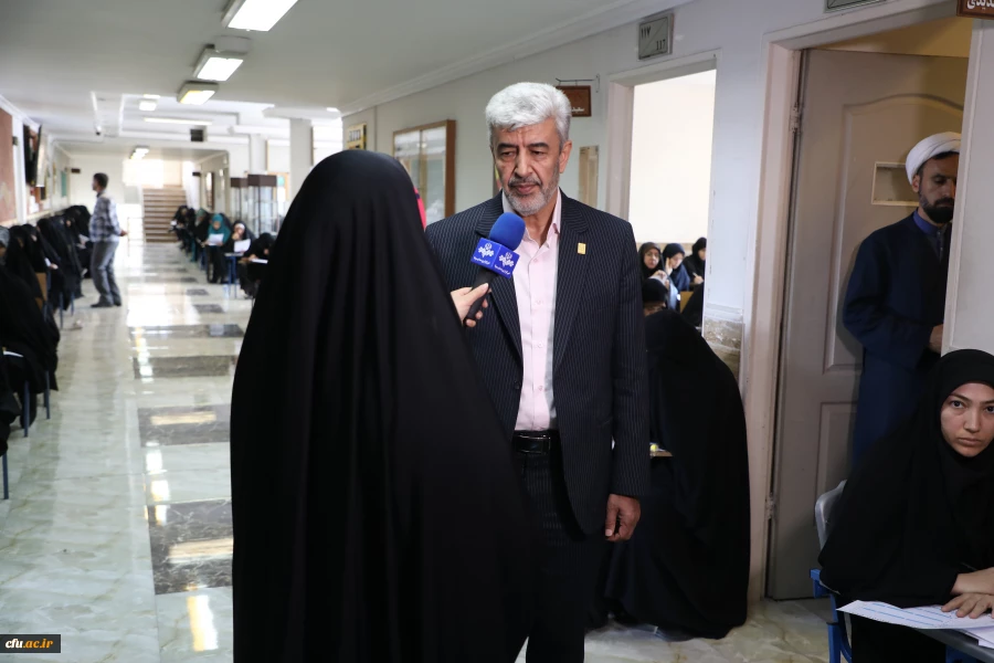 بازدید رییس دانشگاه فرهنگیان از روند برگزاری آزمون اصلح و پردیس شهید مفتح استان تهران 7